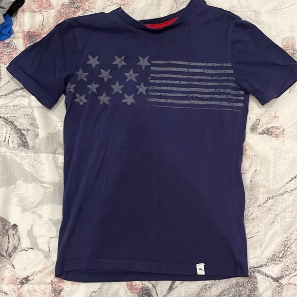 Tommy Bahama two t-shirts and linen shorts set like new - Picture 7 of 8